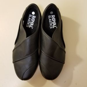 Royal Elastics black leather slip on shoes